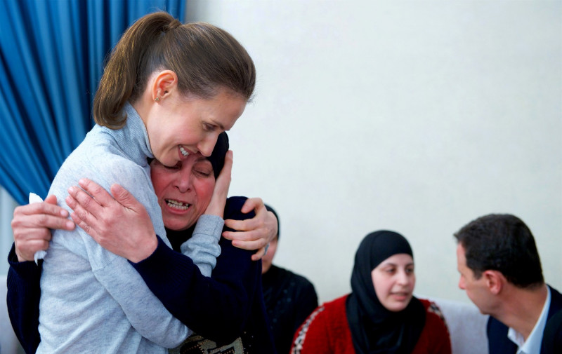 President al-Assad And Wife Meet Women And Children - Damascus