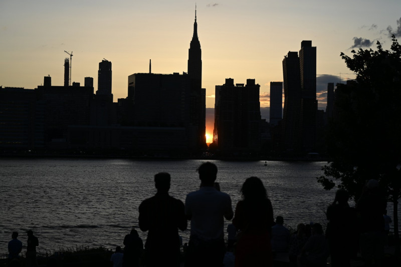 Manhattanhenge Sunset, New York, United States - 28 May 2024