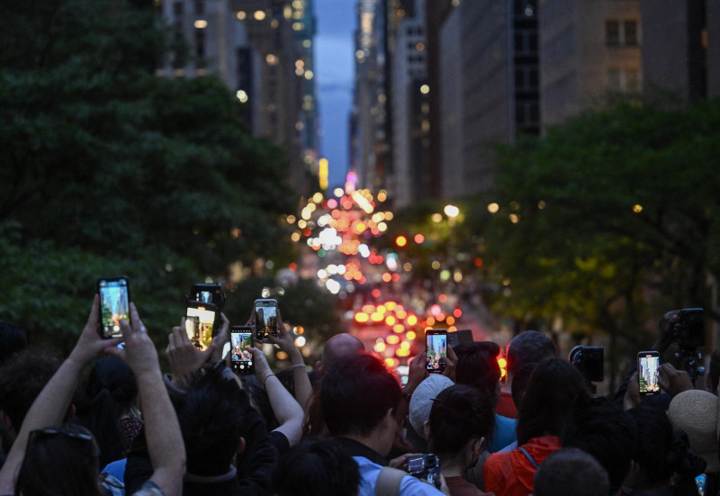 Manhattanhenge-new-york-profimedia13