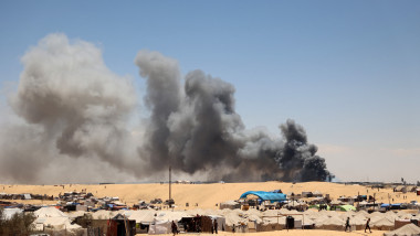 Forţele israeliene au ucis cel puţin 12 palestinieni într-un raid aerian asupra oraşului Rafah