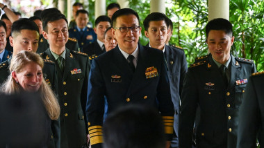 ministrul chinez al apararii Dong Jun