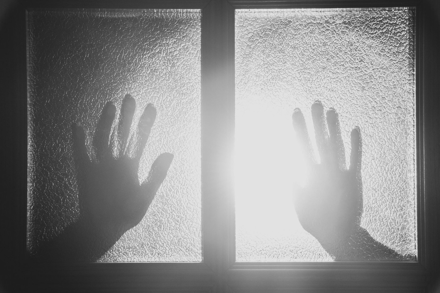 Jumătate călugări, jumătate soldați: Cum își abuza și spăla pe creier recruții o societate secretă ce voia să îi transforme în „zombi”