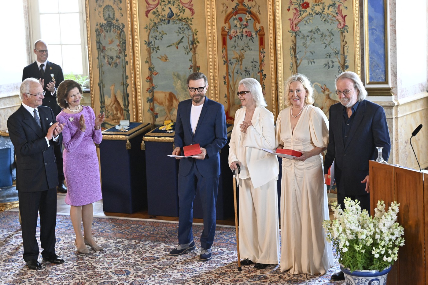 Cei patru membri ai legendarei trupe ABBA au fost decorați de regele Suediei