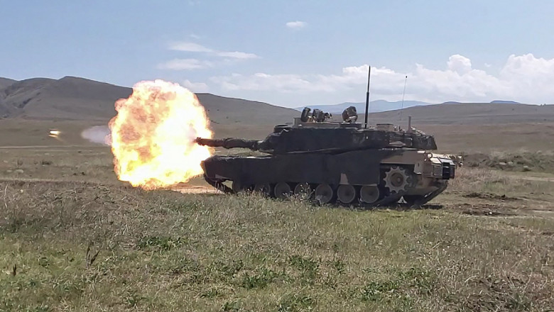 U.S. Abrams Tanks Reach Ukraine