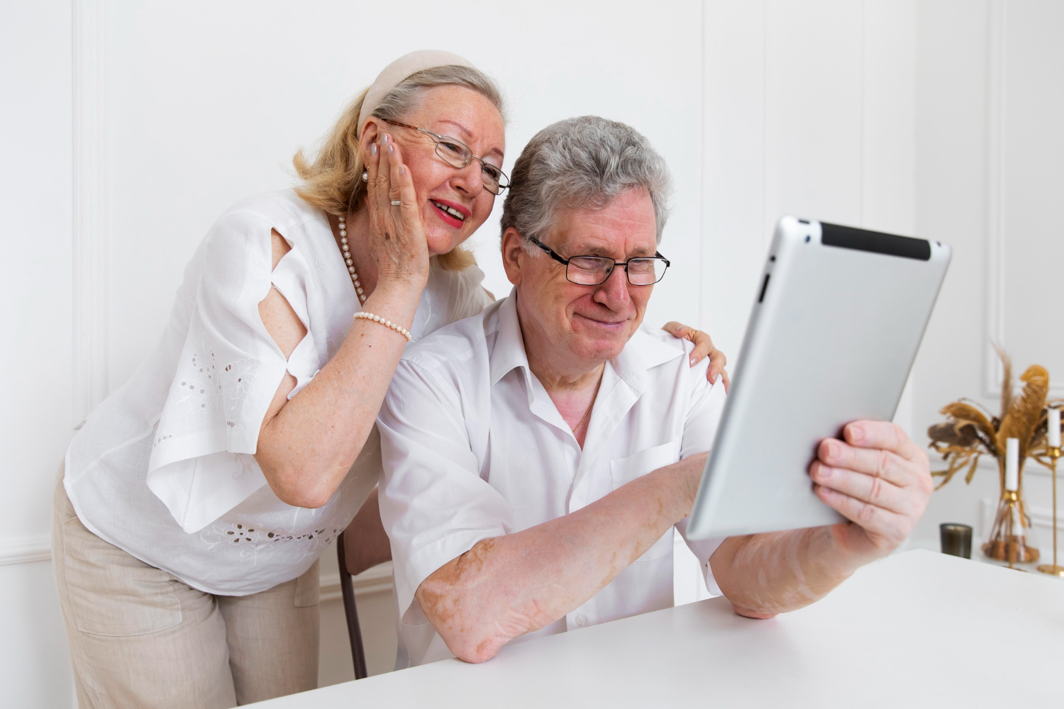 Proiect: conturi de investitii pentru pensie, cu avantaje fiscale. Economist: „Lipsa plafonului este o problema majora”