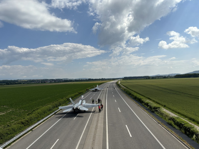 Swiss fighter jets take off and land on the A1 highway