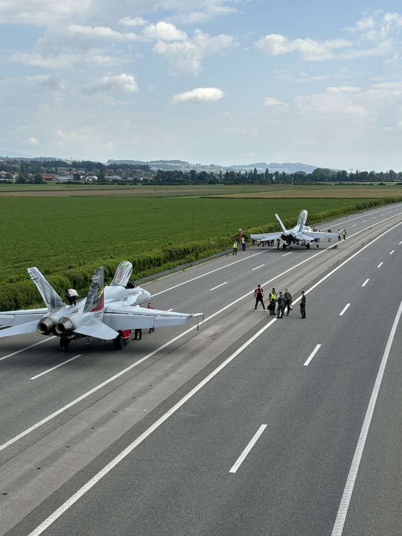 Swiss fighter jets take off and land on the A1 highway