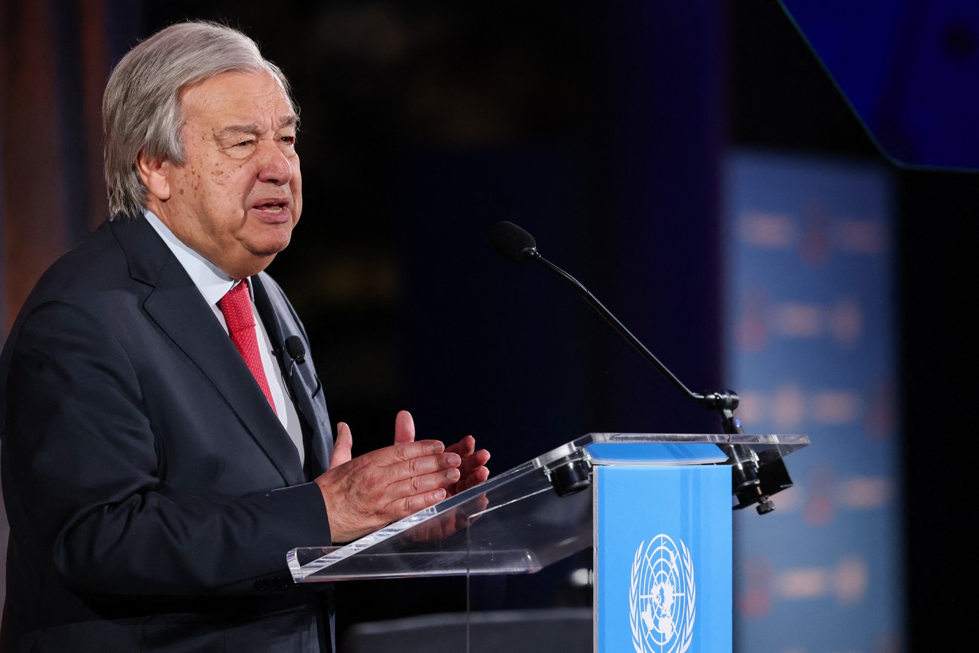 12 luni consecutive de căldură fără precedent. Șeful ONU: Omenirea se află pe „drumul către iadul climatic”