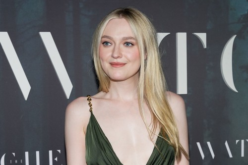 Dakota Fanning a dezvăluit motivul pentru care are o colecție impresionantă de pantofi: actorul Tom Cruise