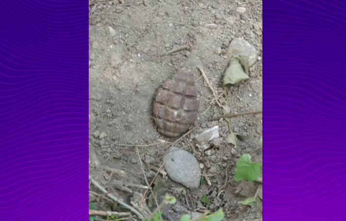 Alertă în Râmnicu Vâlcea: O grenadă din Al Doilea Război Mondial a fost găsită pe o alee