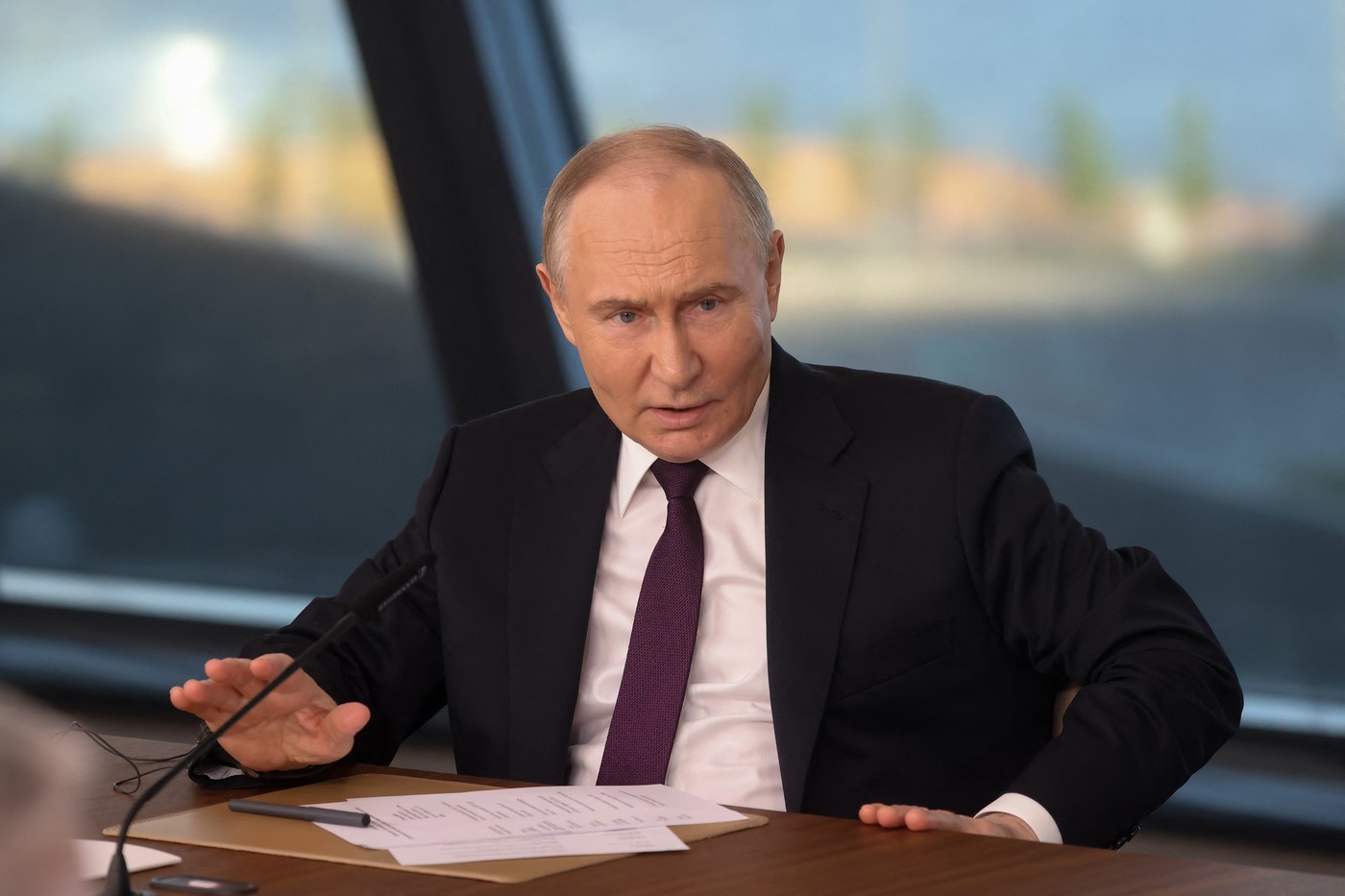 Economiștii ruși încep să îl critice pe Putin pentru naționalizarea companiilor și supraîncălzirea economiei