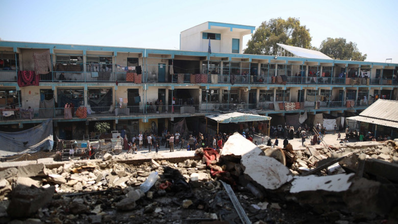 o scoala a fost bombardata in gaza