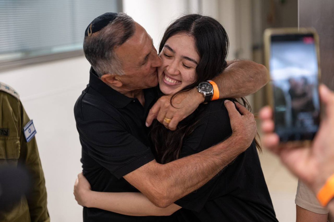 Cine sunt cei patru ostatici salvați din Gaza. Unul dintre ei e Noa Argamani, filmată în timp ce implora teroriștii Hamas să nu o ucidă