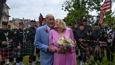 100-Year-Old World War II veteran marries in France