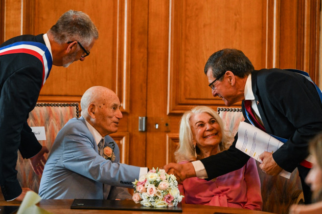 100-Year-Old World War II veteran marries on 80th D-Day Anniversary in France