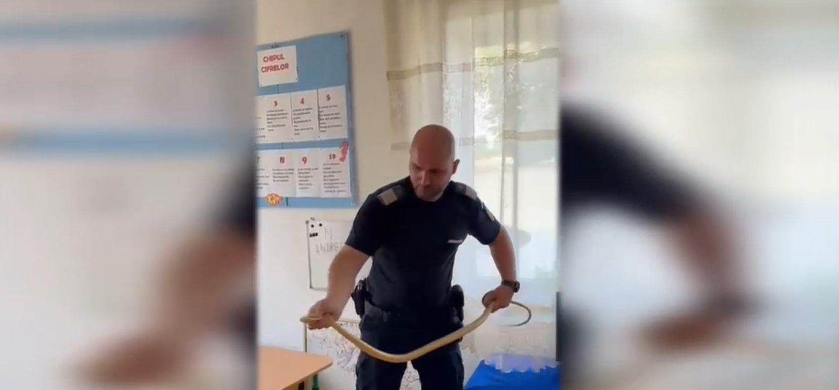 Panică într-o secție de vot din Dolj, unde a fost găsit un șarpe. Oamenii au chemat jandarmii