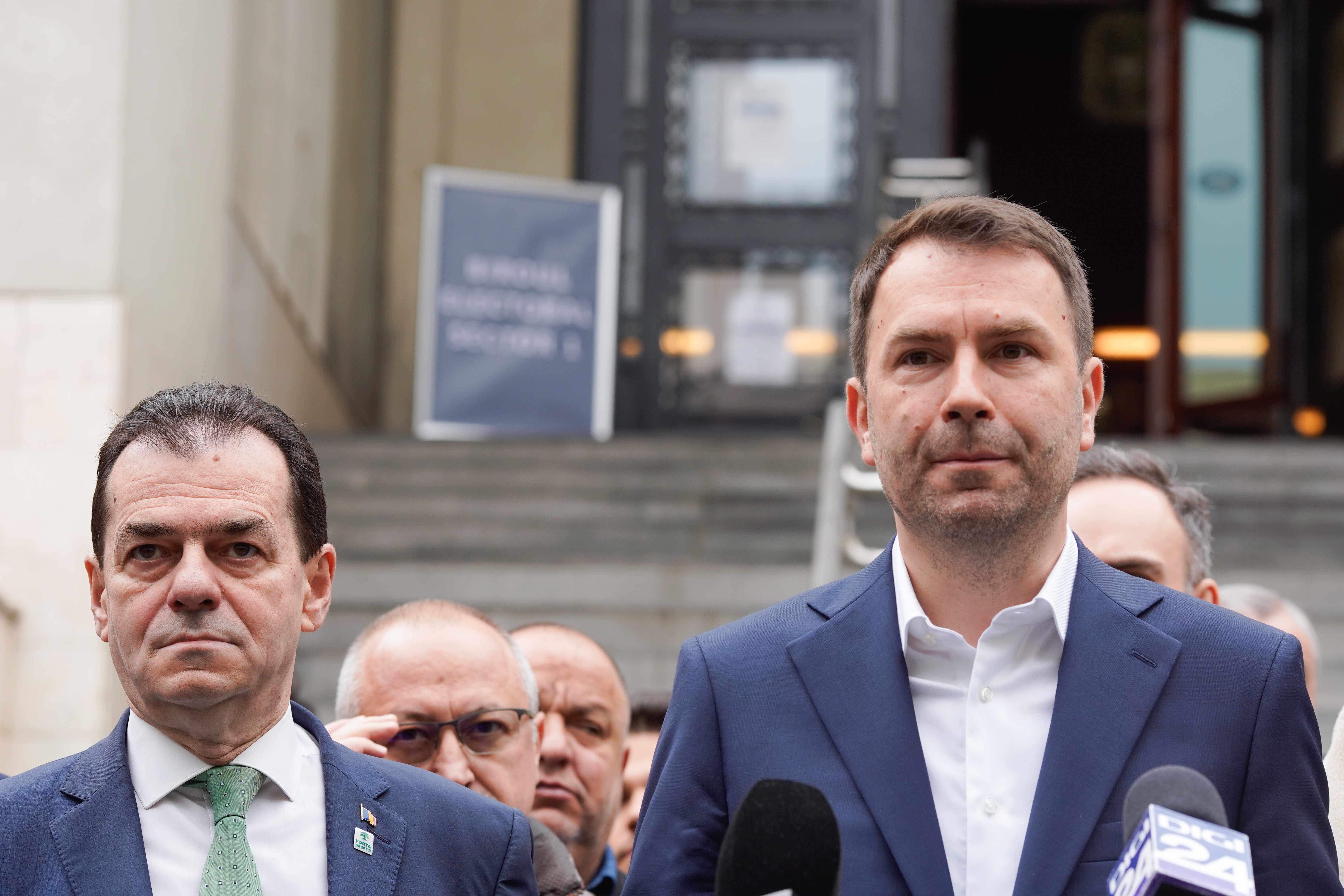Liderii Alianței Dreapta Unită, nemulțumiți de rezultatele de la alegeri. Drulă: „Mii de nereguli”/ Orban: „Sunt lucruri ciudate”