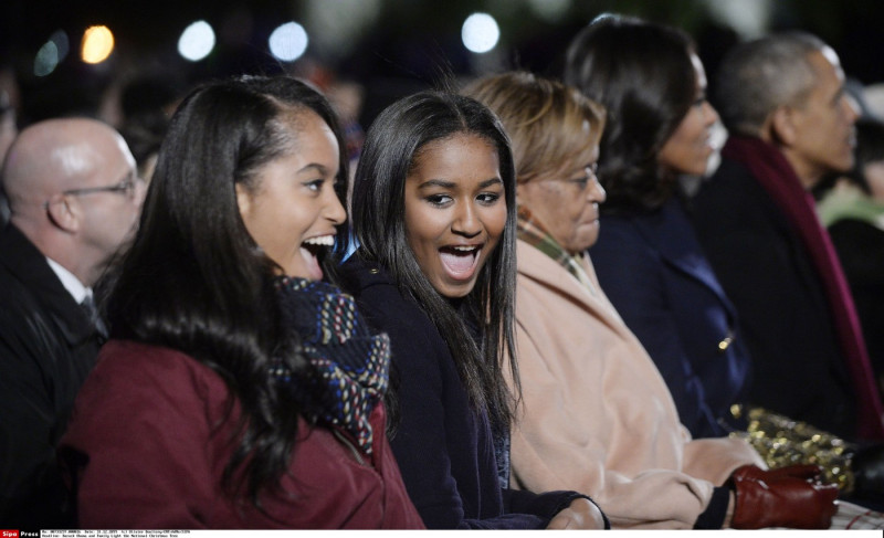 Barack Obama and Family Light the National Christmas Tree