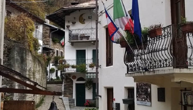 Într-un sat cu 46 de locuitori din Italia, 30 dintre ei vor să candideze la alegerile locale