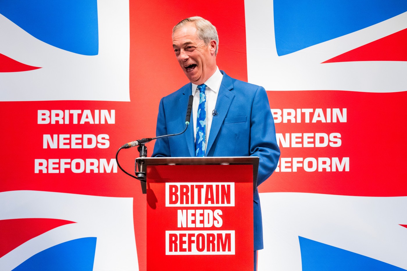 Nigel Farage s-a „răzgândit” și va candida la alegerile parlamentare din Marea Britanie