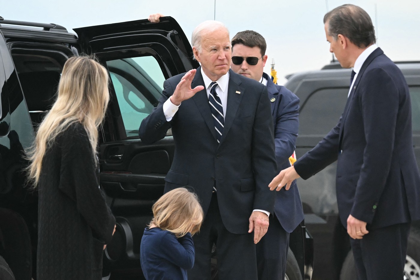 Biden dă asigurări că nu îl va grația pe fiul său Hunter