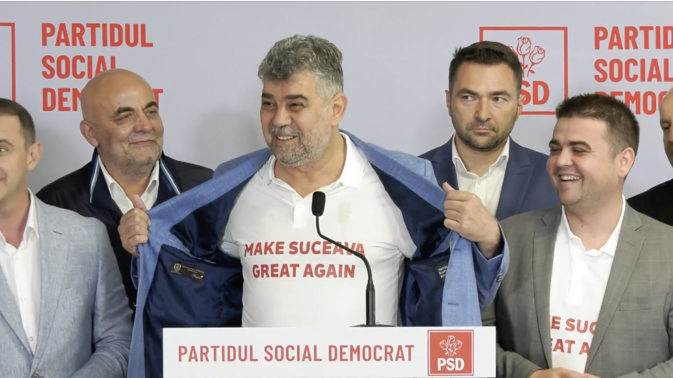 Ciolacu a purtat tricou cu inscripţia „Make Suceava Great Again”. Ironii de la PNL: „Oare a învăţat limba engleză?”