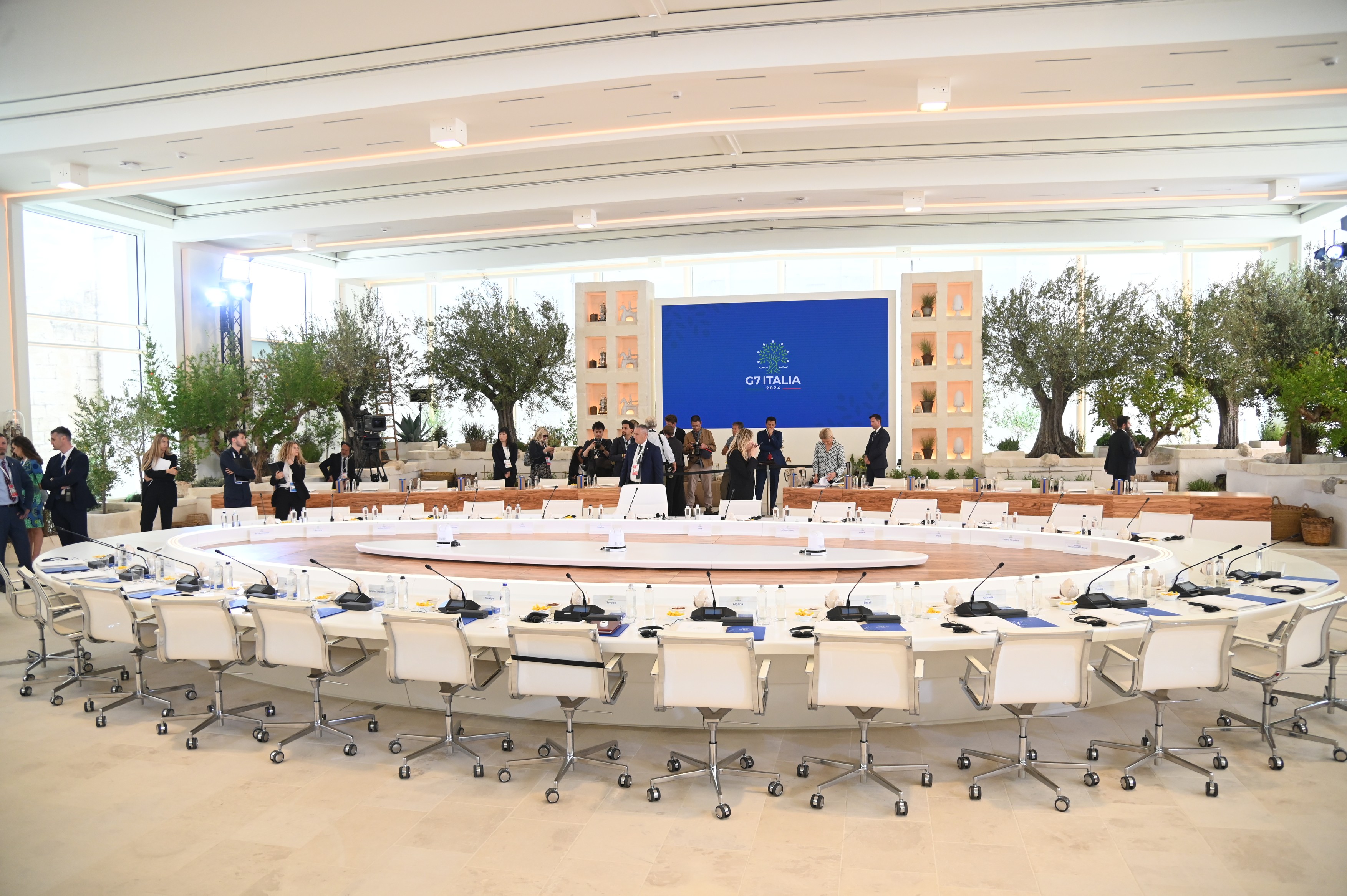 Miniștrii de Finanțe din G7 se reunesc în Canada. Discuții cruciale despre războiul din Ucraina și tarifele lui Donald Trump