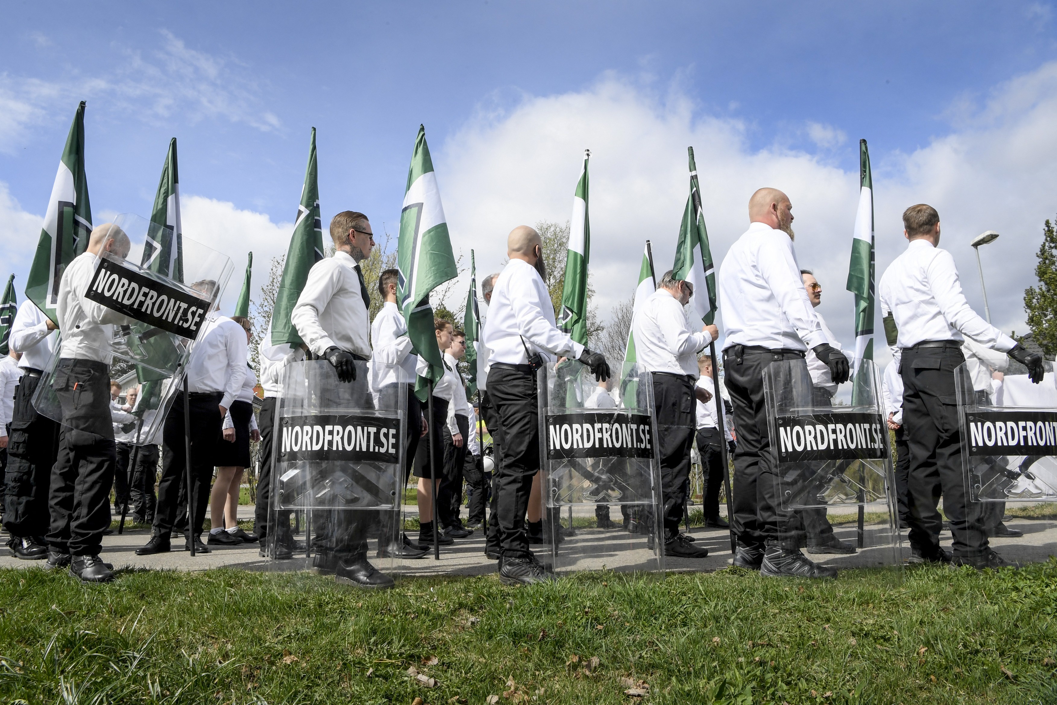 SUA au înscris o grupare neo-nazistă suedeză care promovează „supremația albă” pe lista neagră a terorismului