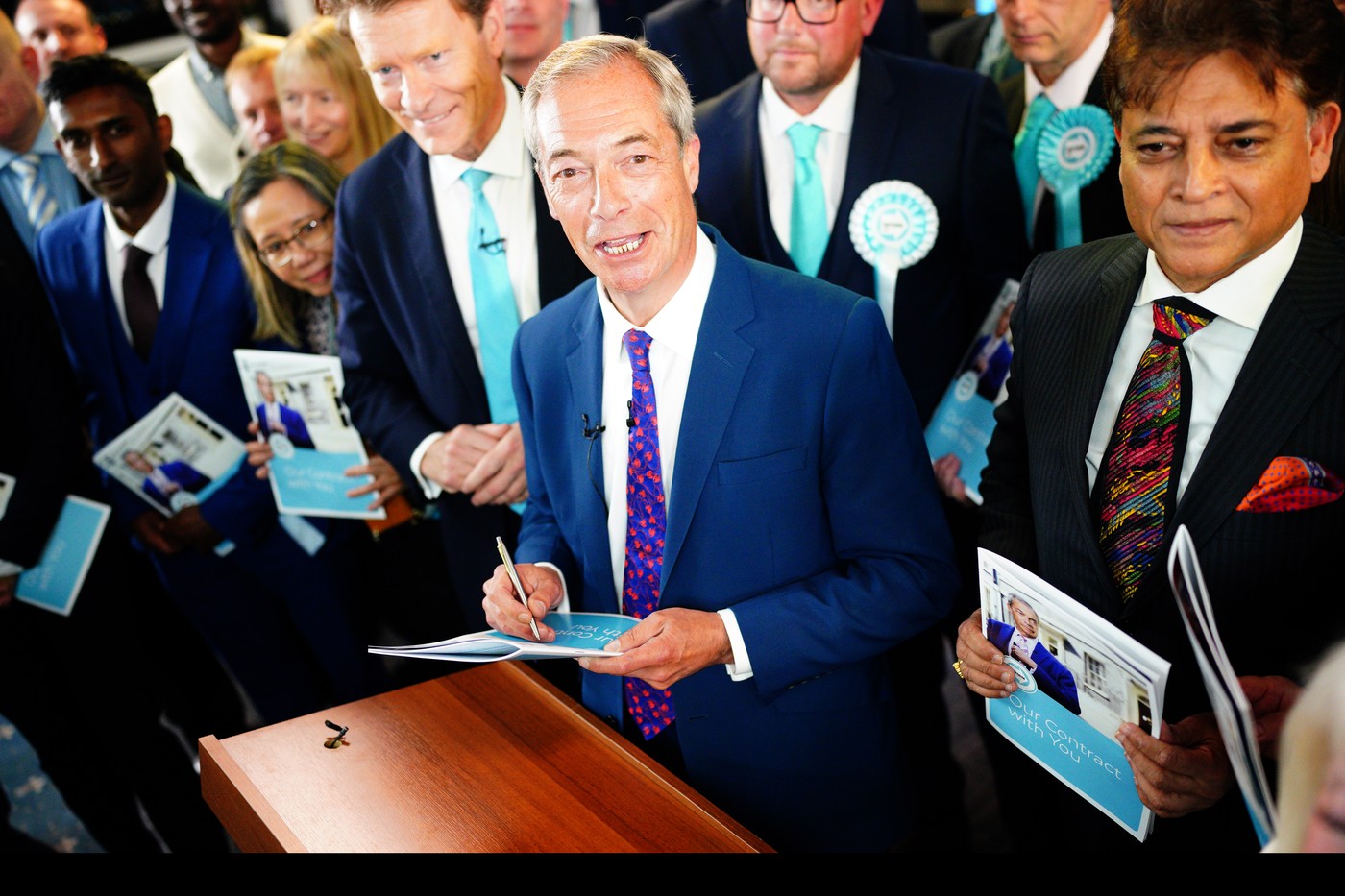 Nigel Farage îi cheamă pe conservatorii lui Sunak la „revoltă”: „Suntem fără rușine radicali, vrem schimbare”