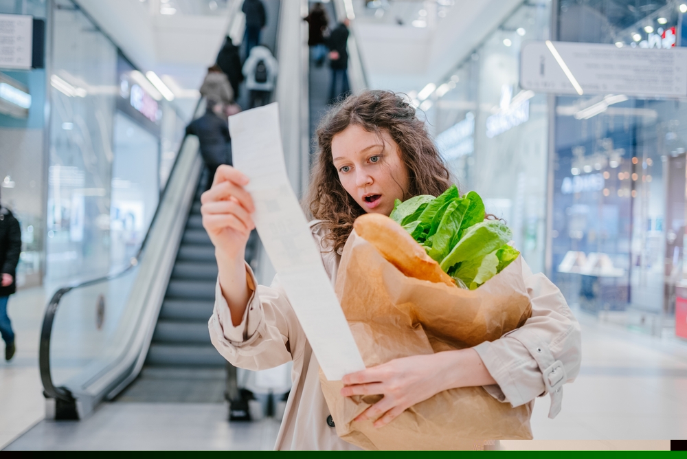 România are cea mai mare inflație din UE, de 8,6% în noiembrie. Economist: „Oamenii cumpără mai puțin, deși câștigă mai mult”