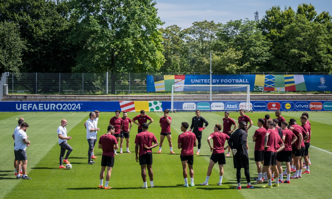 EURO 2024. O dronă a „spionat” antrenamentul elveţienilor
