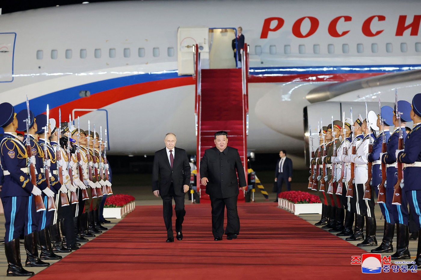Culisele întâlnirii dintre Putin și Kim Jong Un. Cei doi dictatori au semnat un parteneriat „cu adevărat revoluţionar”