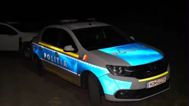 masina de politie noaptea