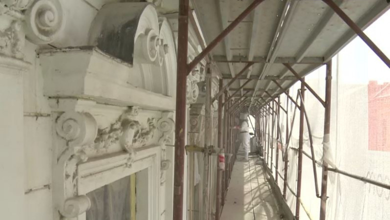 Proprietarii clădirilor monument istoric în curs de reabilitare, scutiți de taxe și impozite