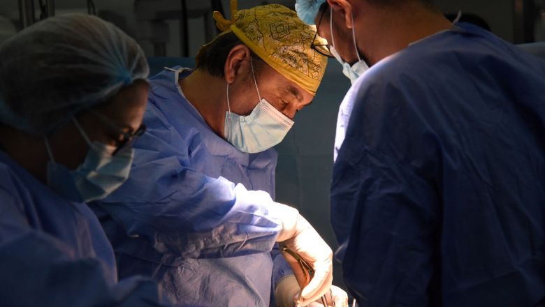 „Am plecat acasă a doua zi, fără probleme!” Experiența unui pacient operat de urgență