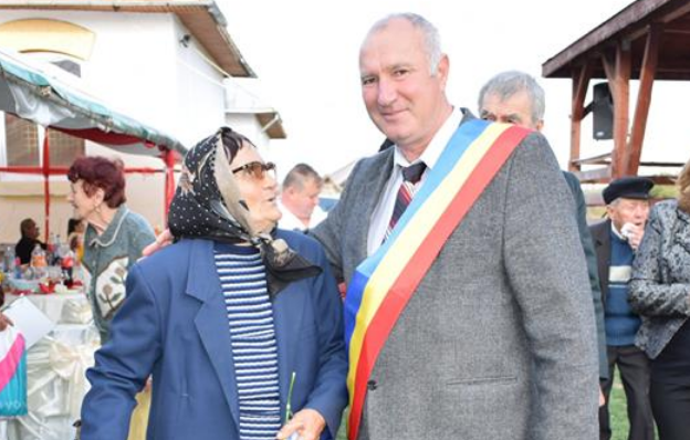 Cel mai vechi primar din România a pierdut alegerile la o diferență de doar două voturi