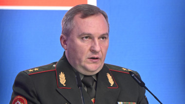 Ministrul apărării din Belarus Viktor Krenin