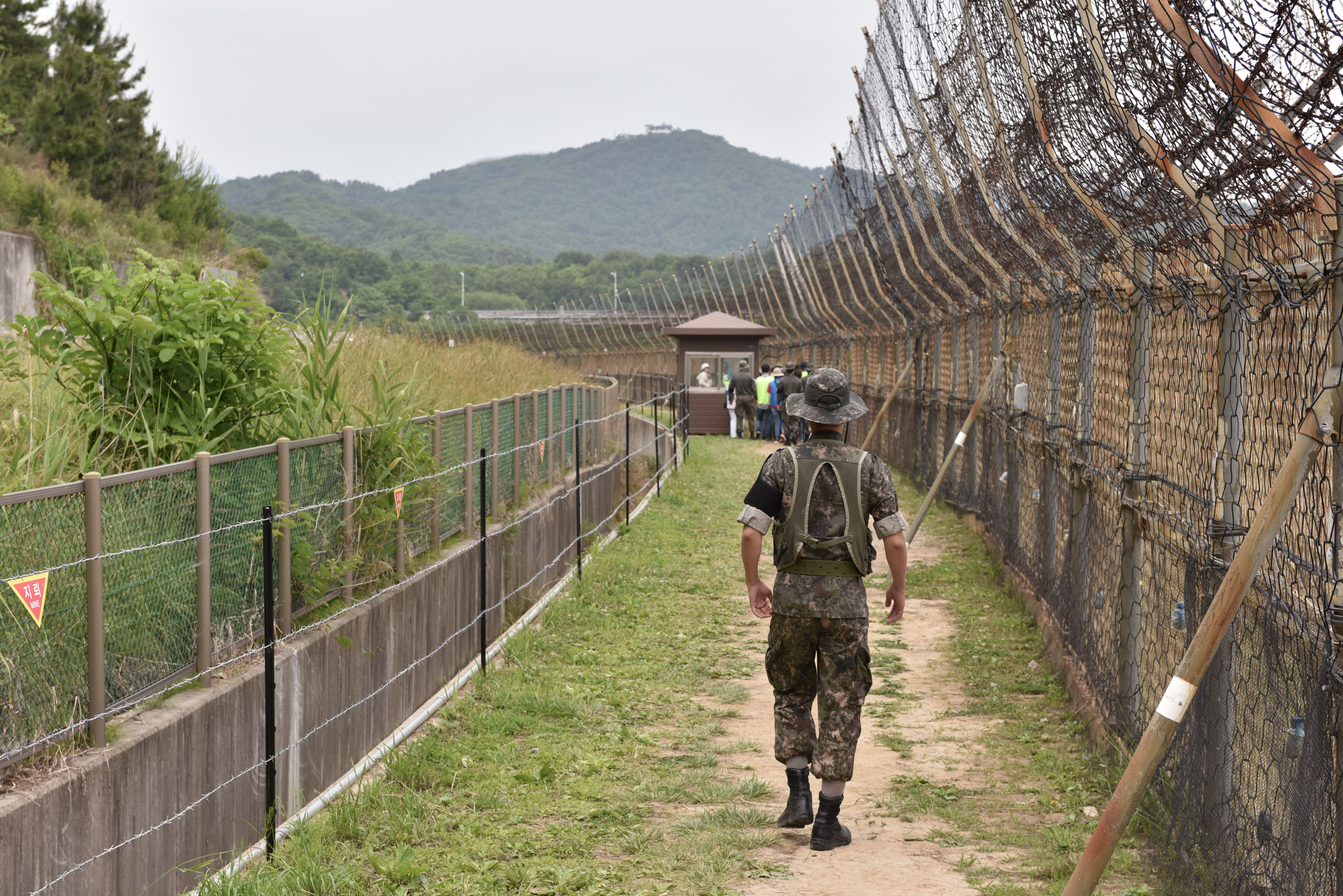 Kim Jong Un și-a trimis soldați peste graniță, în Coreea de Sud. Seulul a tras focuri de avertisment