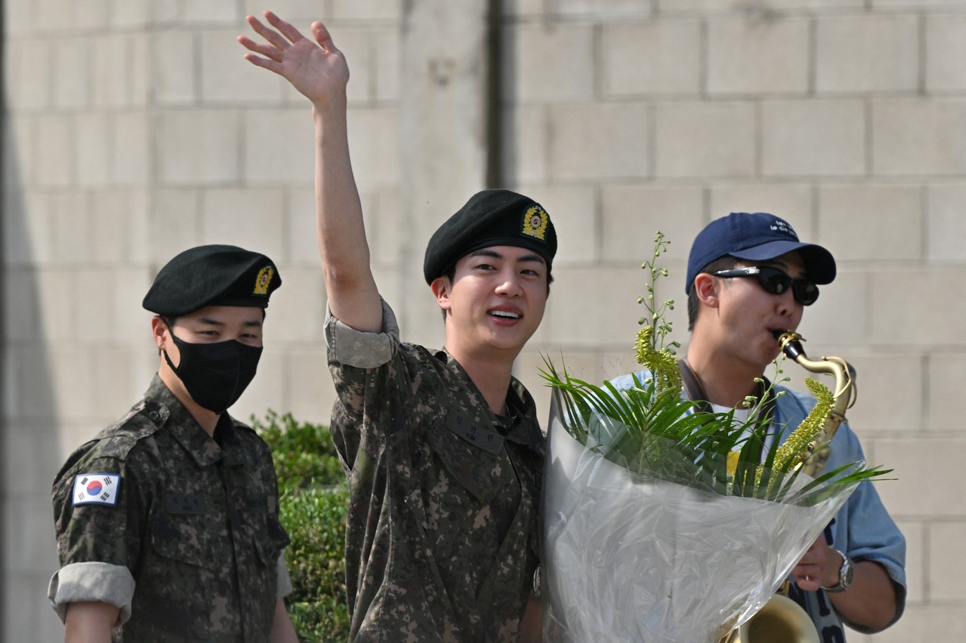 Jin, din celebra trupă K-pop BTS, și-a finalizat serviciul militar obligatoriu în Coreea de Sud