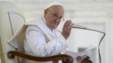 ITALY -POPE FRANCIS DURING THE WEEKLY GENERAL AUDIENCE AT ST PETER'S SQUARE IN THE VATICAN - 2024/6/12