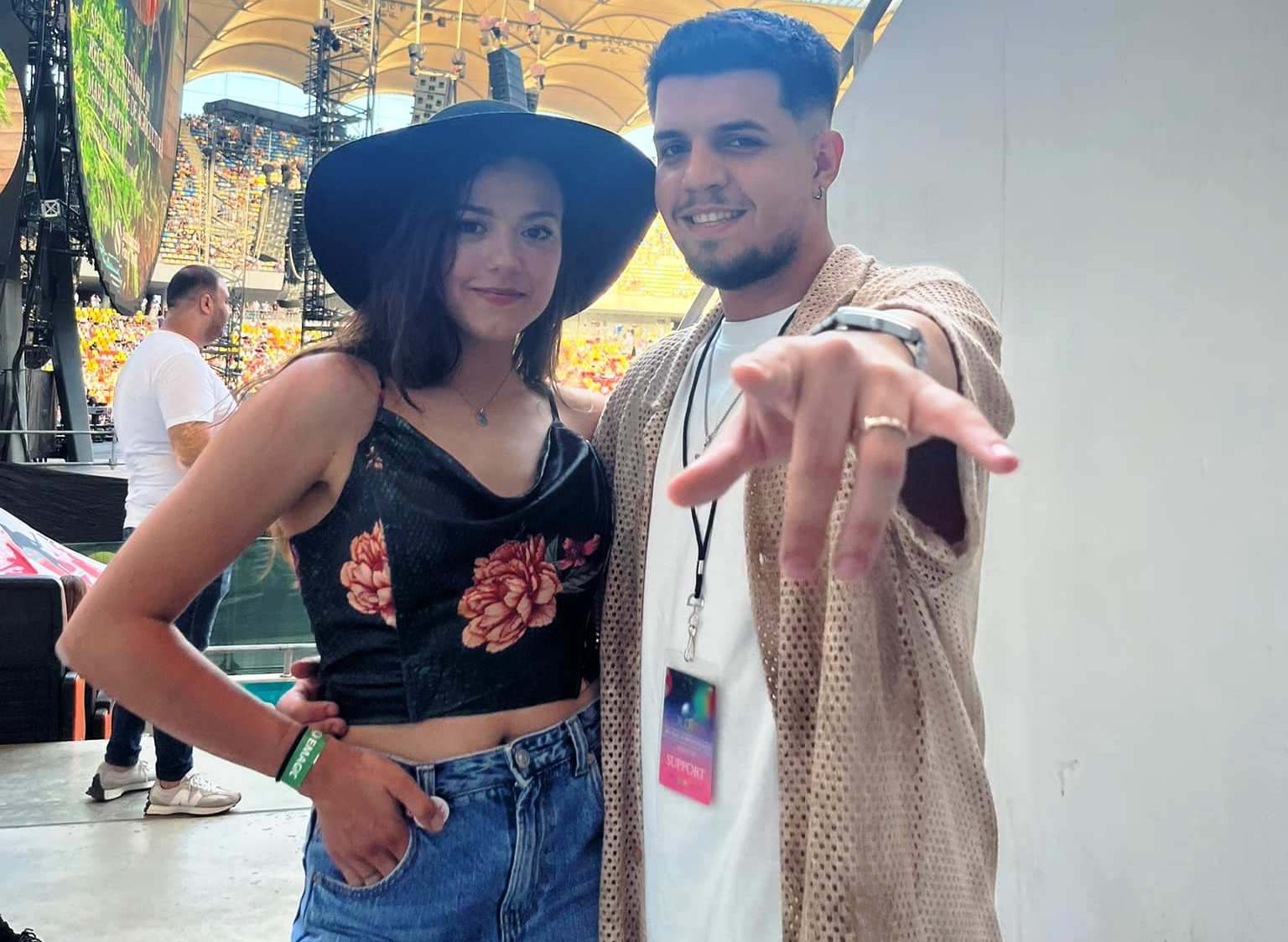 Sora lui Babasha, mesaj pentru cei care l-au huiduit la concertul Coldplay: „Vlad Babașa este un artist! Voi ce ați realizat în viață?”