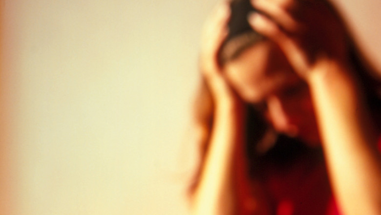 O româncă obligată să se prostitueze s-a sinucis în Austria. Doi suspecți au fost reținuți de procurorii DIICOT