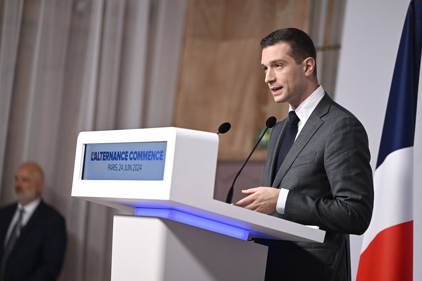 Jordan Bardella, șeful extremei-drepte franceze, vrea să aleagă cine va fi comisarul european din partea Franței