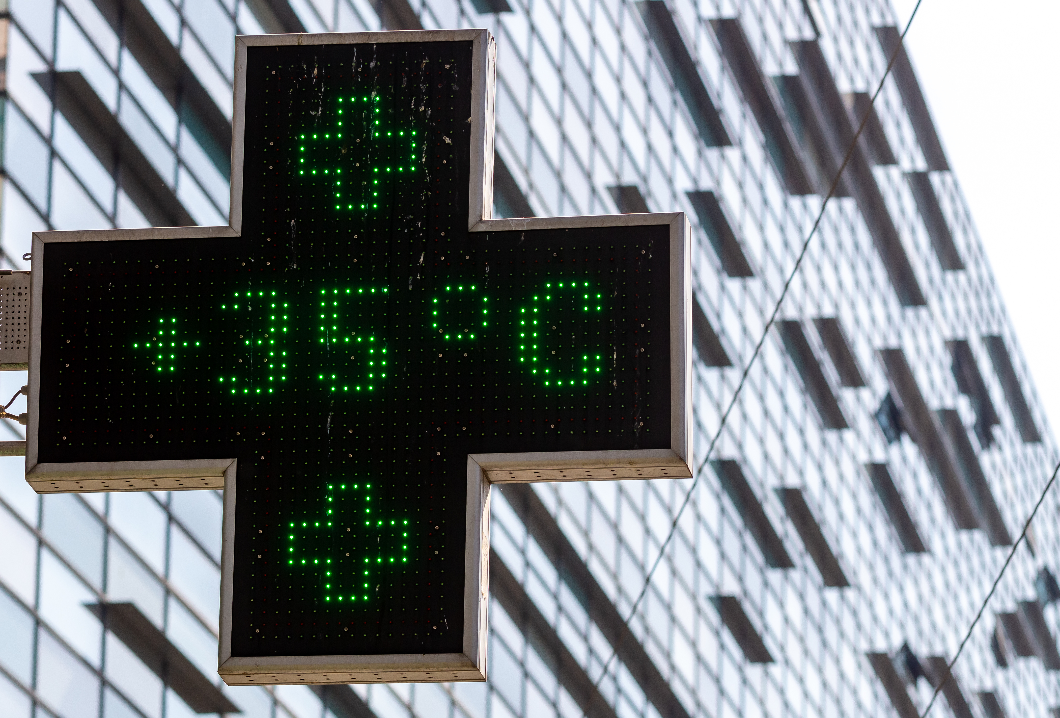 Prognoză specială pentru București. Urmează alte două zile caniculare, cu temperaturi de 35 de grade Celsius