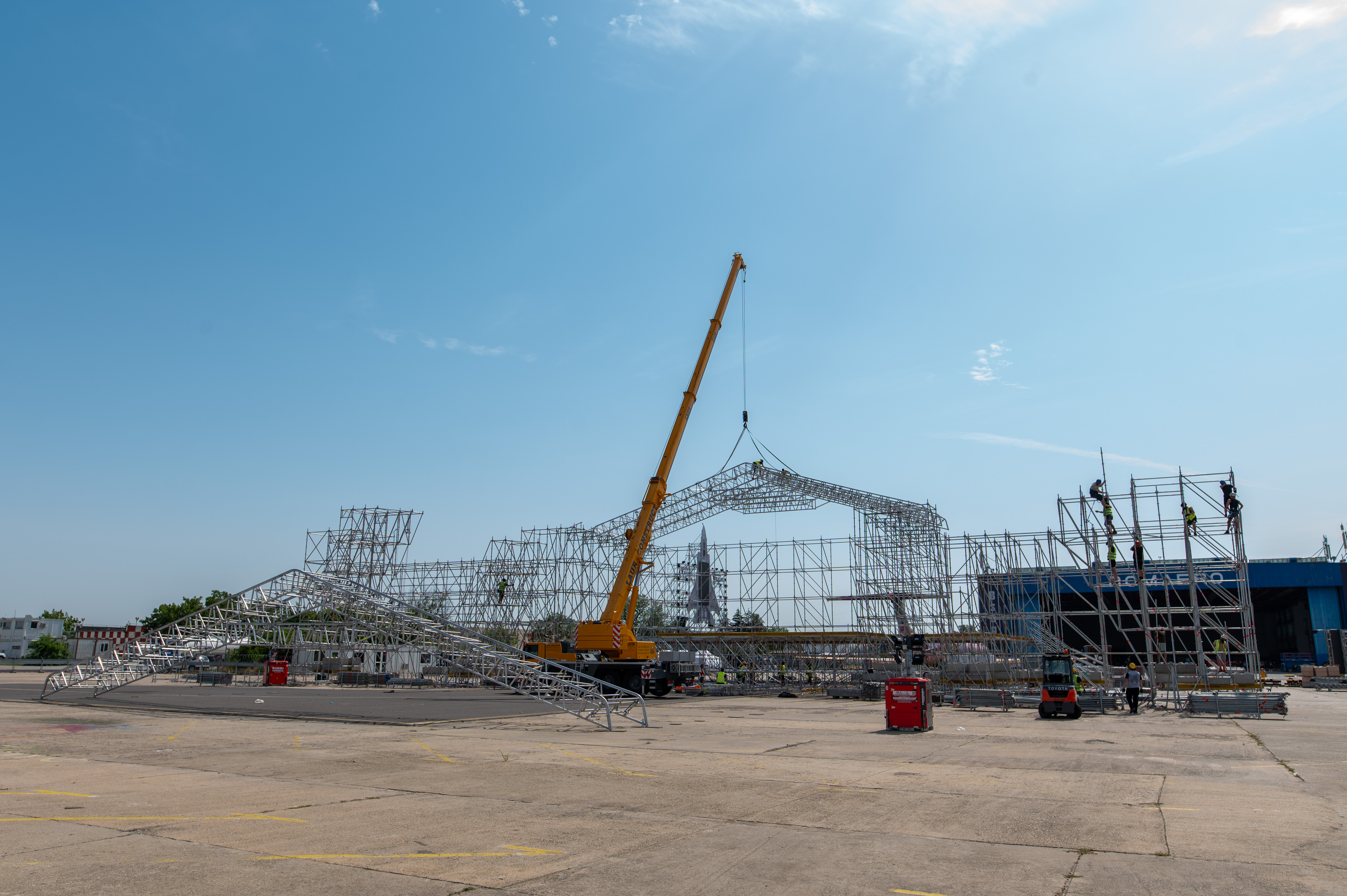 SAGA extinde zona de Mainstage pe aeroport și pune la bătaie încă 30.000 de abonamente pentru cele trei zile de festival