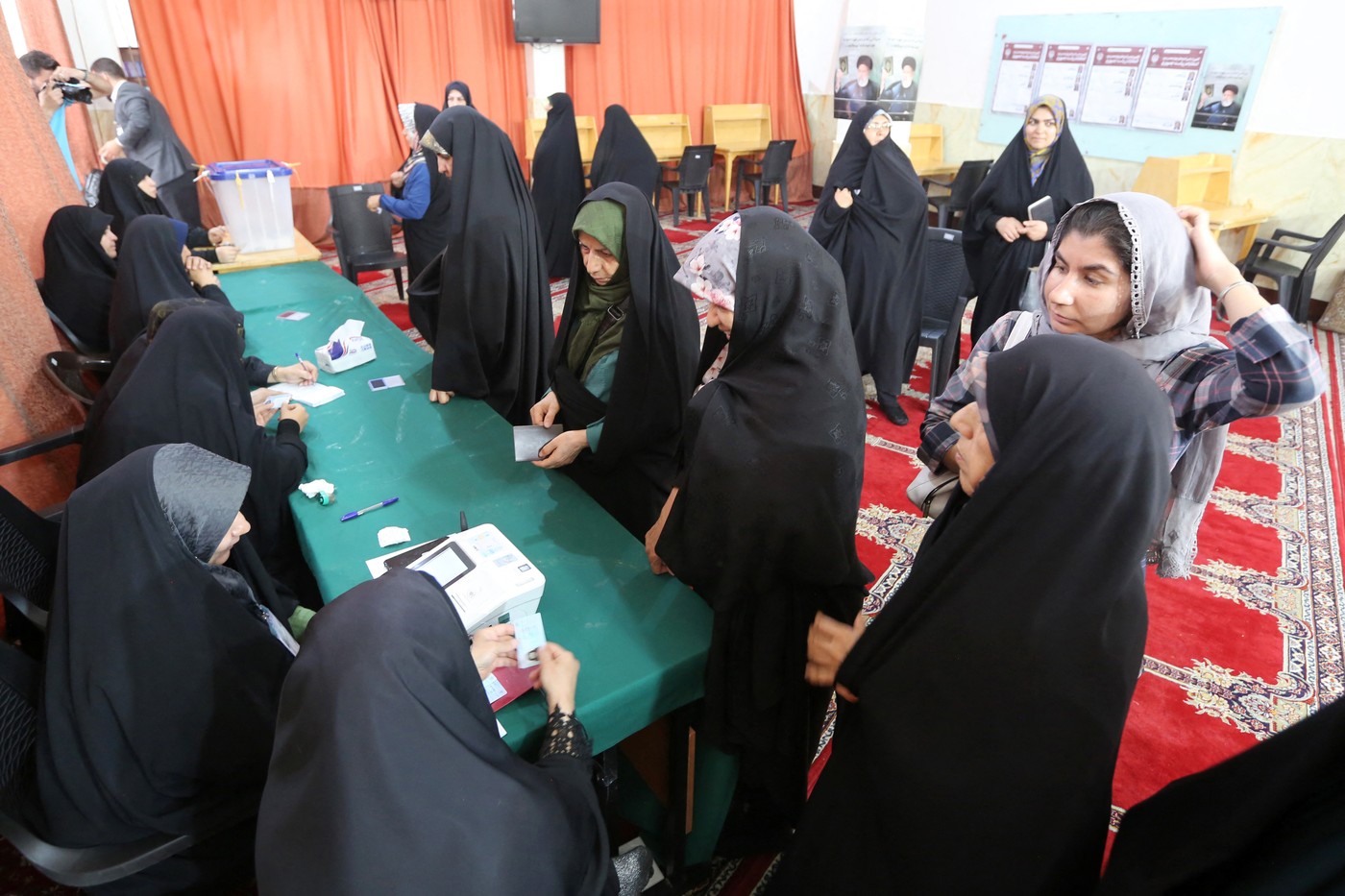 Alegeri prezidențiale în Iran. Milioane de oameni refuză să voteze: "Problema absenței la vot a devenit una de demnitate personală"