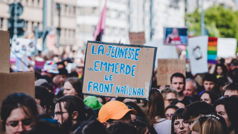 samedi 15 juin 2024 a Rennes, marche des fiertes et manifestation contre l'extreme droite.