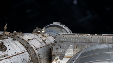 Capsula Starliner andocata pe ISS
