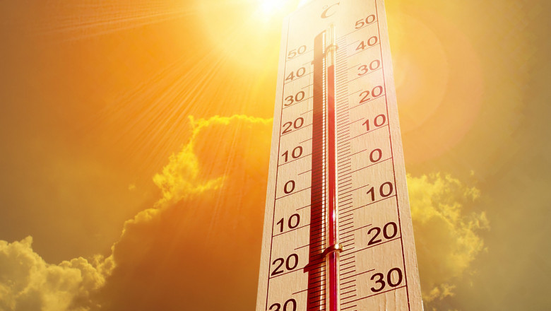 Noi alerte de caniculă. Meteorologii au emis cod portocaliu și cod galben în mare parte din țară. Maxime între 33-39 de grade Celsius