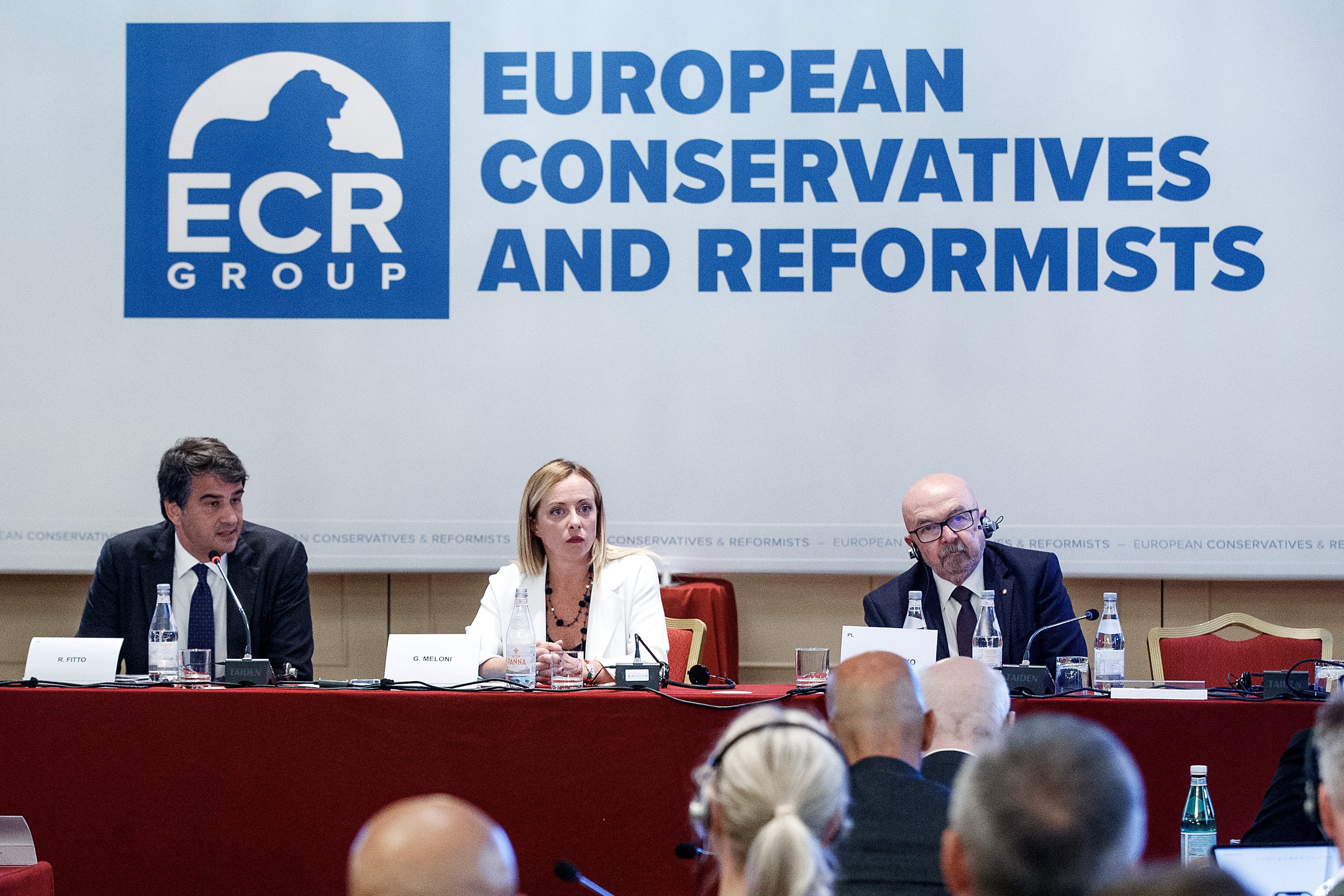 Grupul eurosceptic ECR, care include AUR și partidul Giorgiei Meloni, a depășit Renew și a devenit a treia forță politică din PE